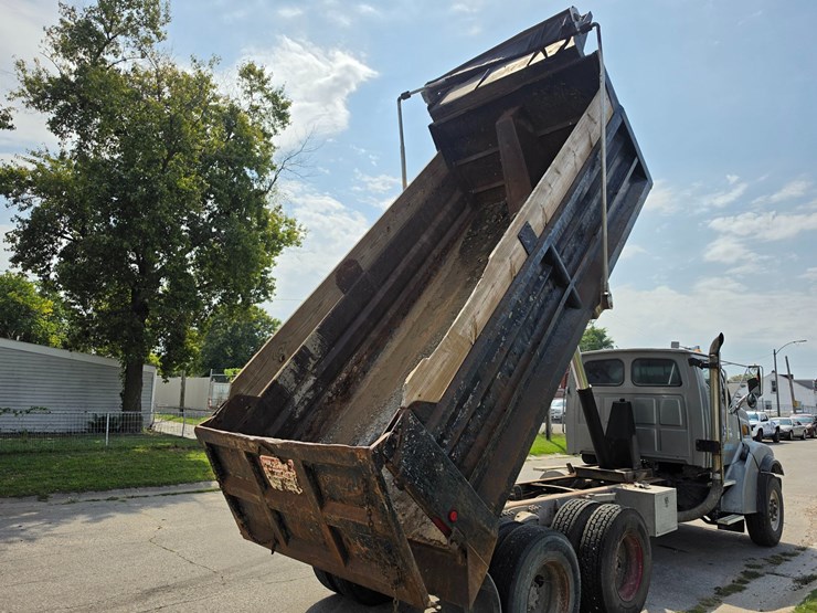 2000-sterling-l8511-image-17