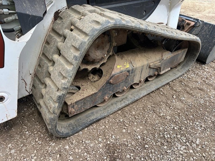 2021-bobcat-t66-image-16