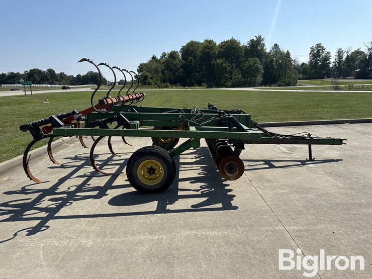 john-deere-714-image-4