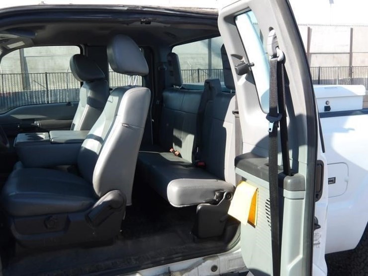 2011-ford-f250-image-21
