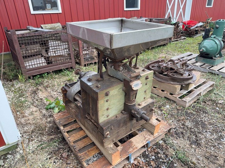 burr-mill-image-1