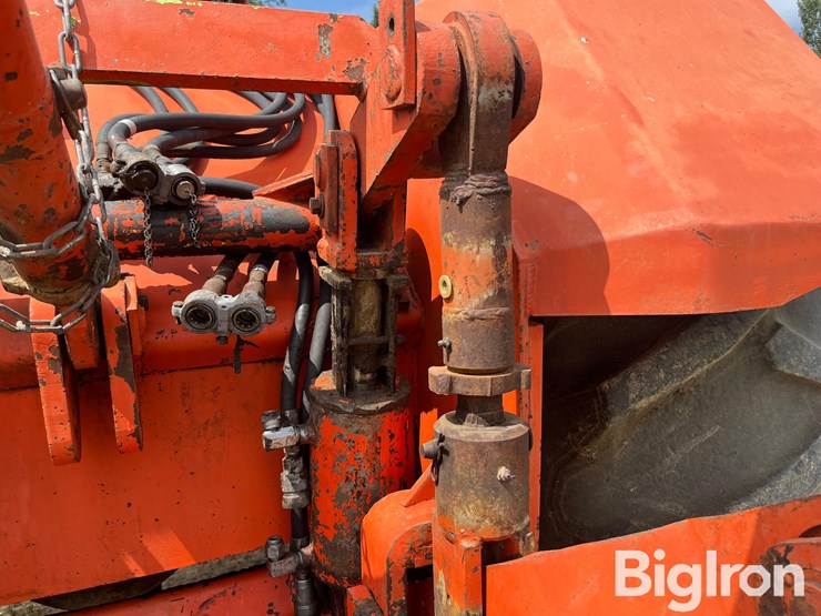 1975-allis-chalmers-440-image-17
