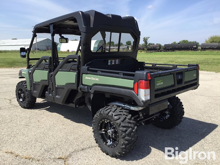 2025-john-deere-gator-image-7