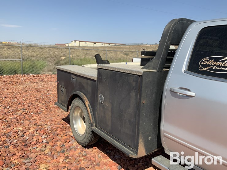 2015-gmc-sierra-3500-image-15