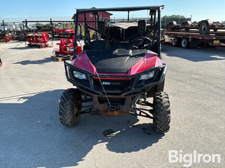 2019-pioneer-4x4-image-2