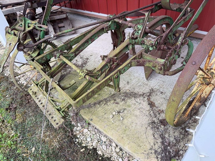 john-deere-horse-drawn-plow-image-7
