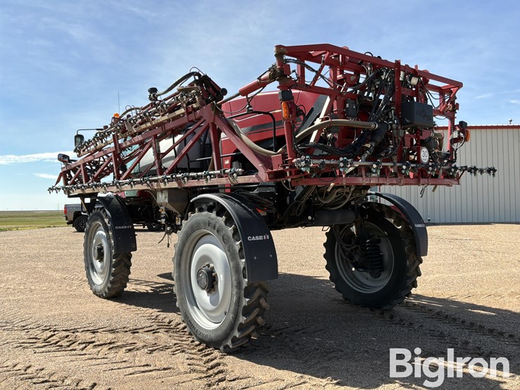 2016-case-ih-patriot-4440-image-7