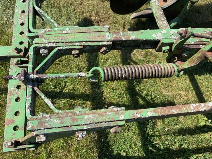 john-deere-14-image-14