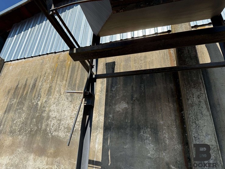 steel-seed-hopper-box-image-6