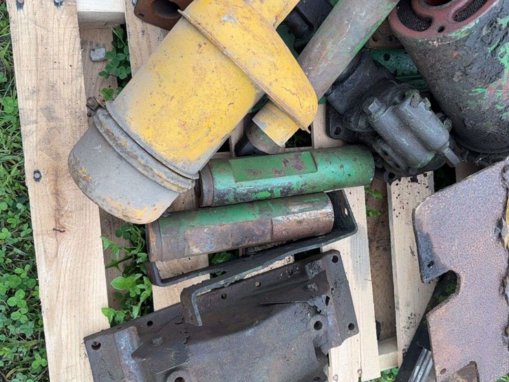 john-deere-dubuque-parts-image-3