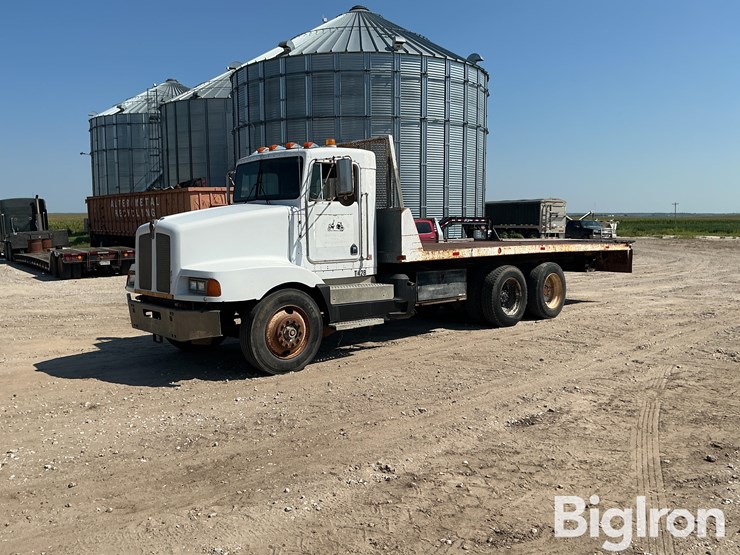 1990-kenworth-t400-image-1