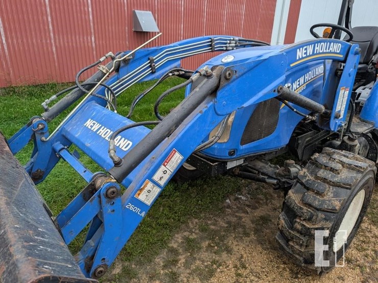 new-holland-boomer-41-image-9