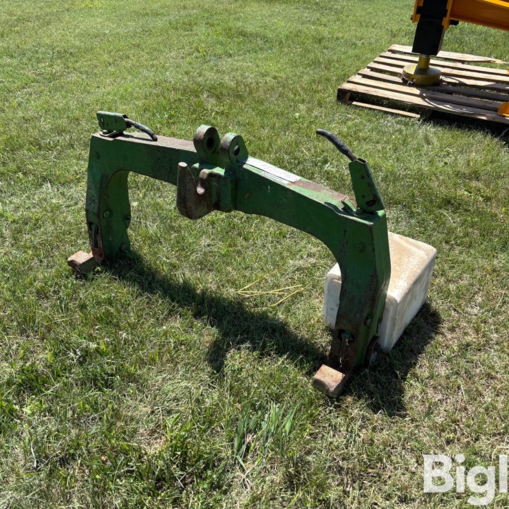 JOHN DEERE 2