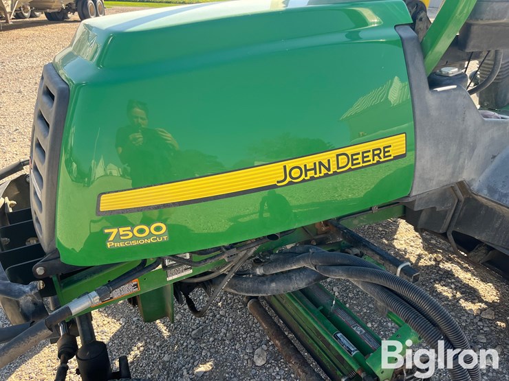 2012-john-deere-7500-image-17