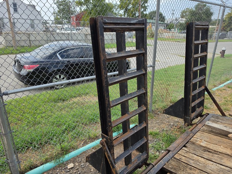 #25423-•-2013-21ft-equipment-trailer-image-13