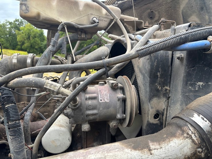 1994-ford-l8000-image-30