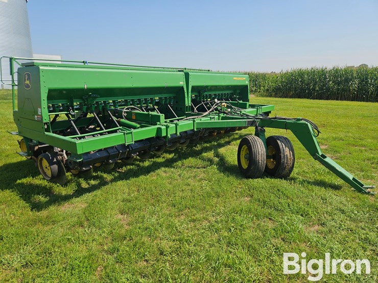 john-deere-750-image-3