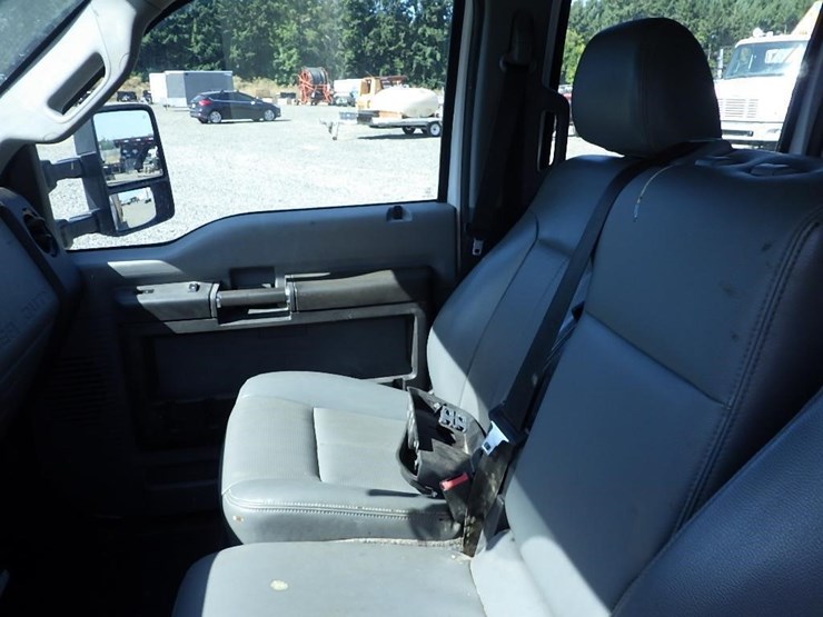 2015-ford-f550-image-35