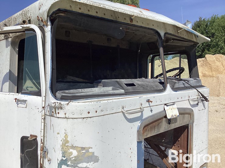 1989-kenworth-k100e-image-15