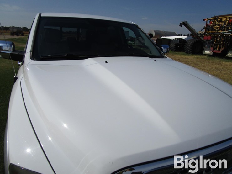 2014-ram-1500-laramie-image-10
