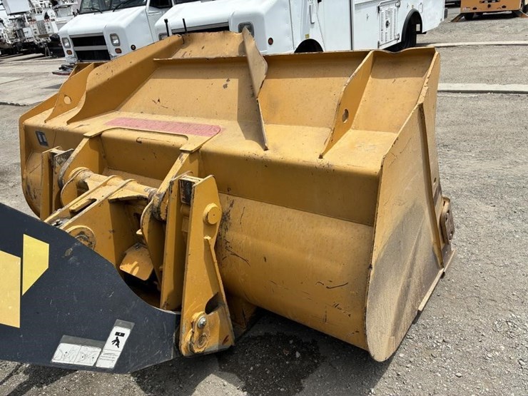 2022-xcmg-xc948u-image-9
