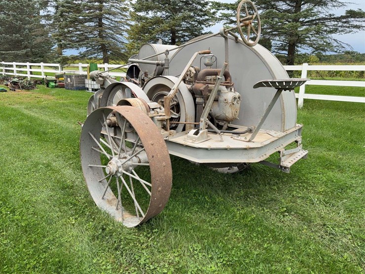 big-bull-tractor-image-4