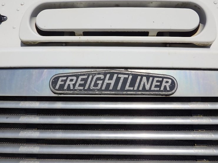 1995-freightliner-flb-t/a-truck-tractor-image-30