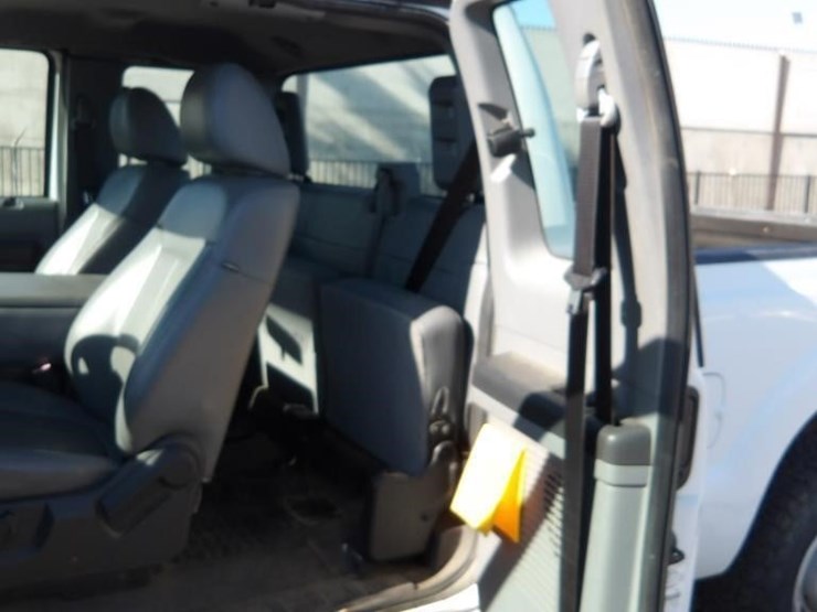 2011-ford-f250-image-15