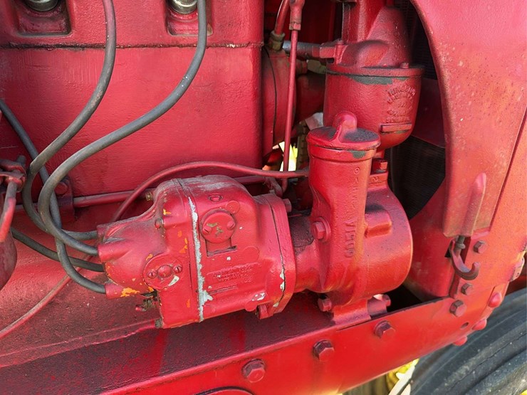 massey-harris-challenger-image-26