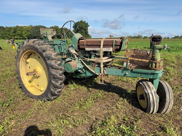 john-deere-530-image-1
