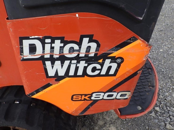 2021-ditch-witch-sk800-image-18