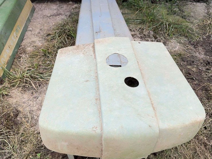 john-deere-720-image-1