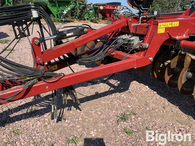 2022-case-ih-2022-image-10