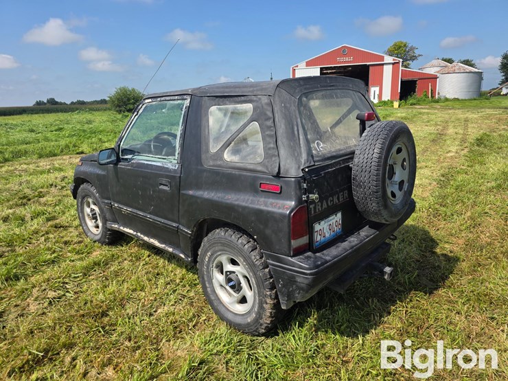 1995-chevrolet-tracker-image-7