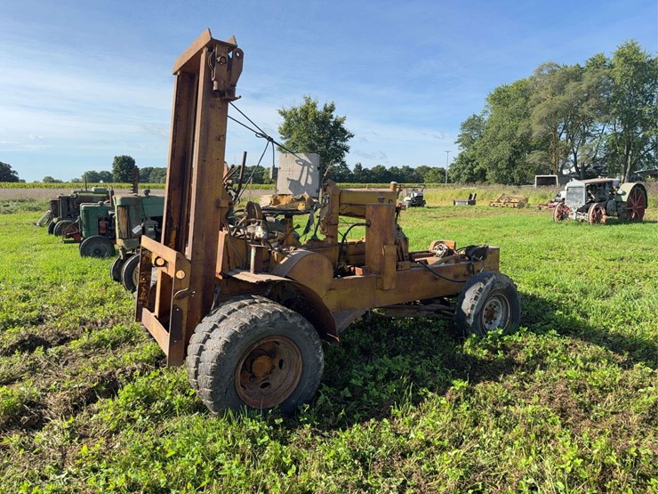 john-deere-420-image-1