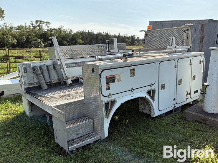 2010-altec-ta41m-image-11