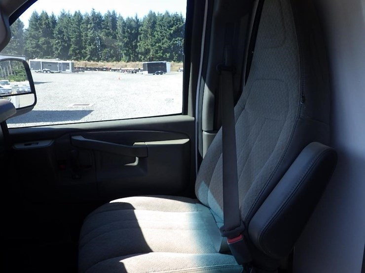 2021-gmc-3500-image-21