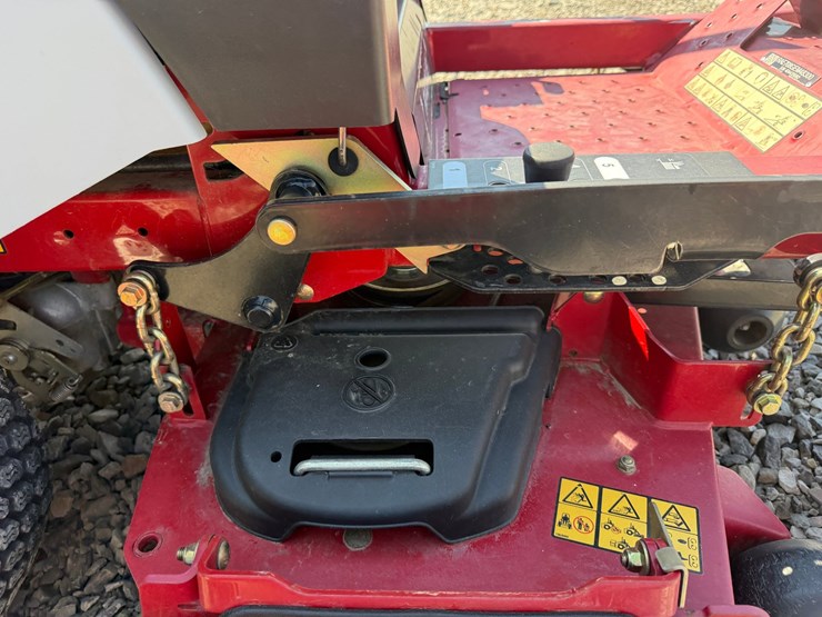 #13-•-exmark-e-series-radius-zero-turn-mower-404435682-inv#20989-image-21