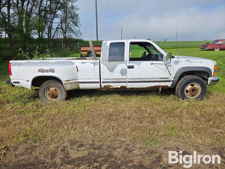 1997-chevrolet-silverado-3500-image-4
