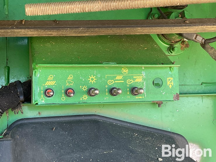 2012-john-deere-s680-image-19