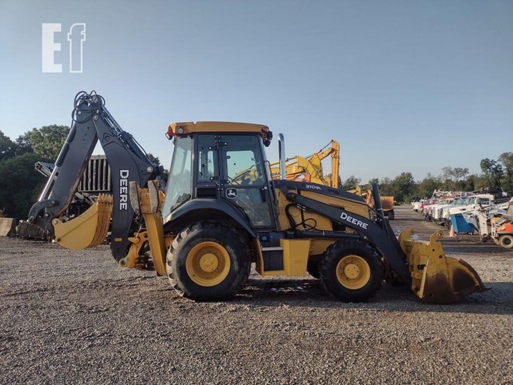 2021-deere-310sl-image-3