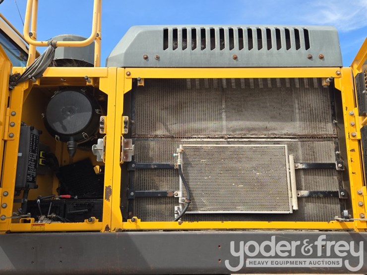 2015-volvo-ec350el-image-27