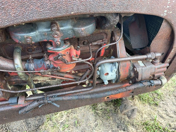 massey-harris-parts-tractor-image-14