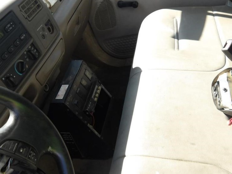2003-ford-f450-image-24