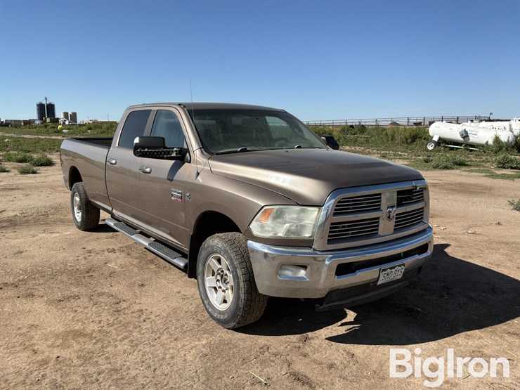 2010-dodge-ram-3500-image-3