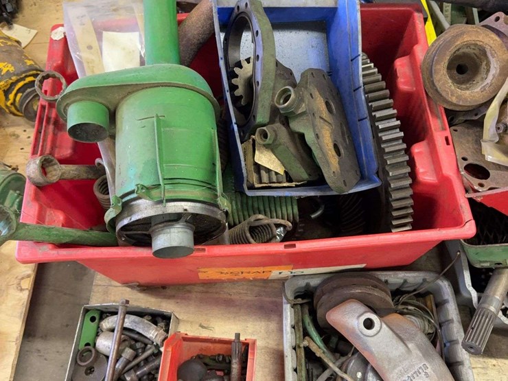 john-deere-assorted-parts-image-7