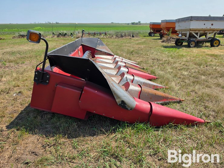 1997-case-ih-1063-image-4