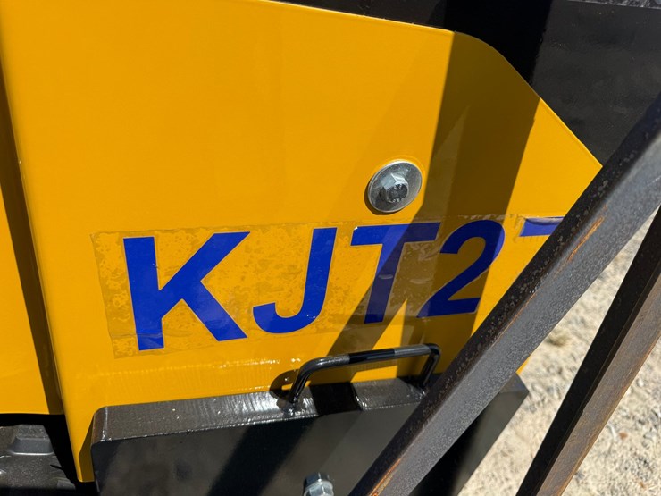 #76-•-unused-2026-cfg-kjt27-stand-on-skid-steer-loader-kjt272026m0622193-inv#4561-image-6