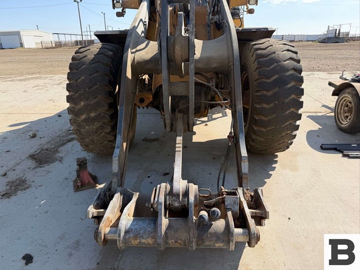 john-deere-624-image-7