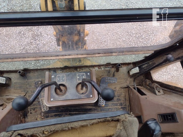 1995-deere-410d-image-8